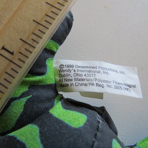 Magnetic Frog WENDYS WILD LIFE KIDS MEAL 1999 works great! stuffed animal - Picture 8 of 9